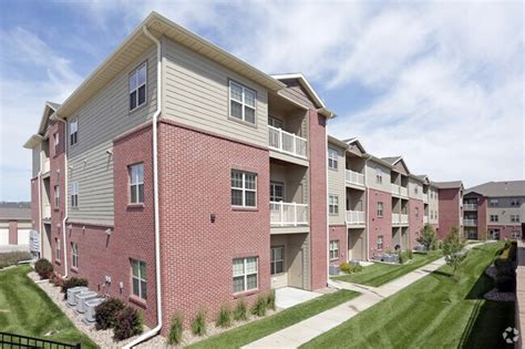 The Modern Features and Finishes at Witching Hills Apartments in Lincoln, NE